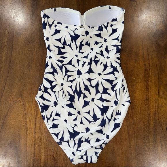 Anne Cole Women’s Twist Front One Pc Bandeau Swimsuit Blue Floral Size Small - Picture 5 of 8